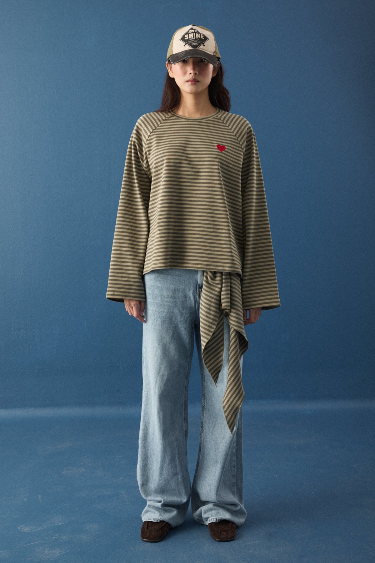 Şal Detaylı Çizgili Sweatshirt