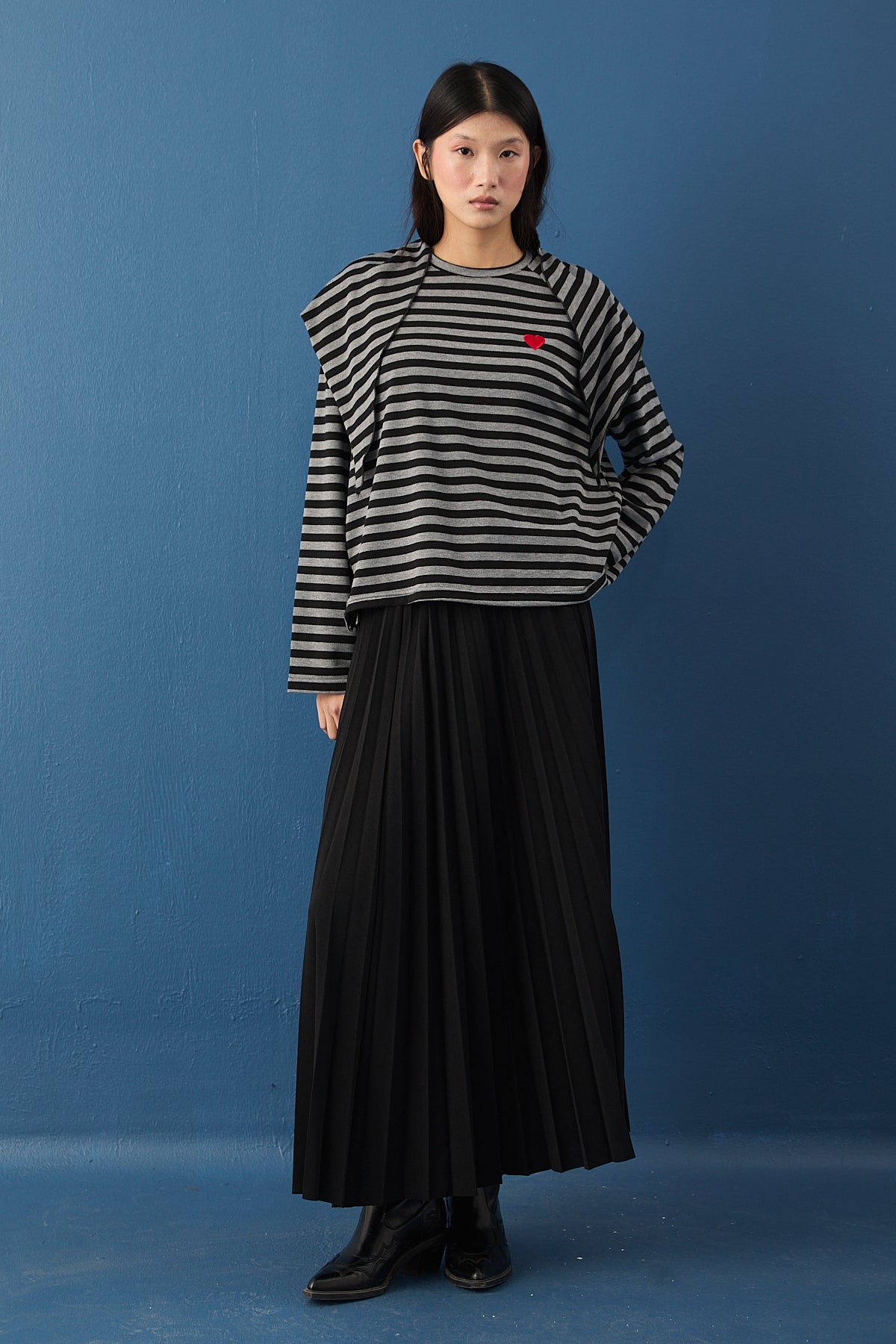 Şal Detaylı Çizgili Sweatshirt