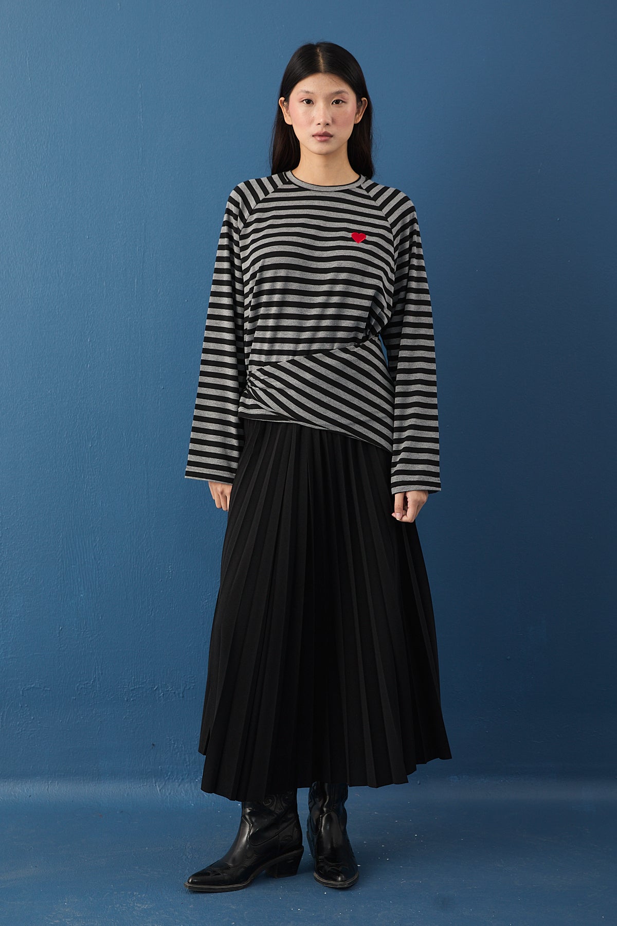 Şal Detaylı Çizgili Sweatshirt