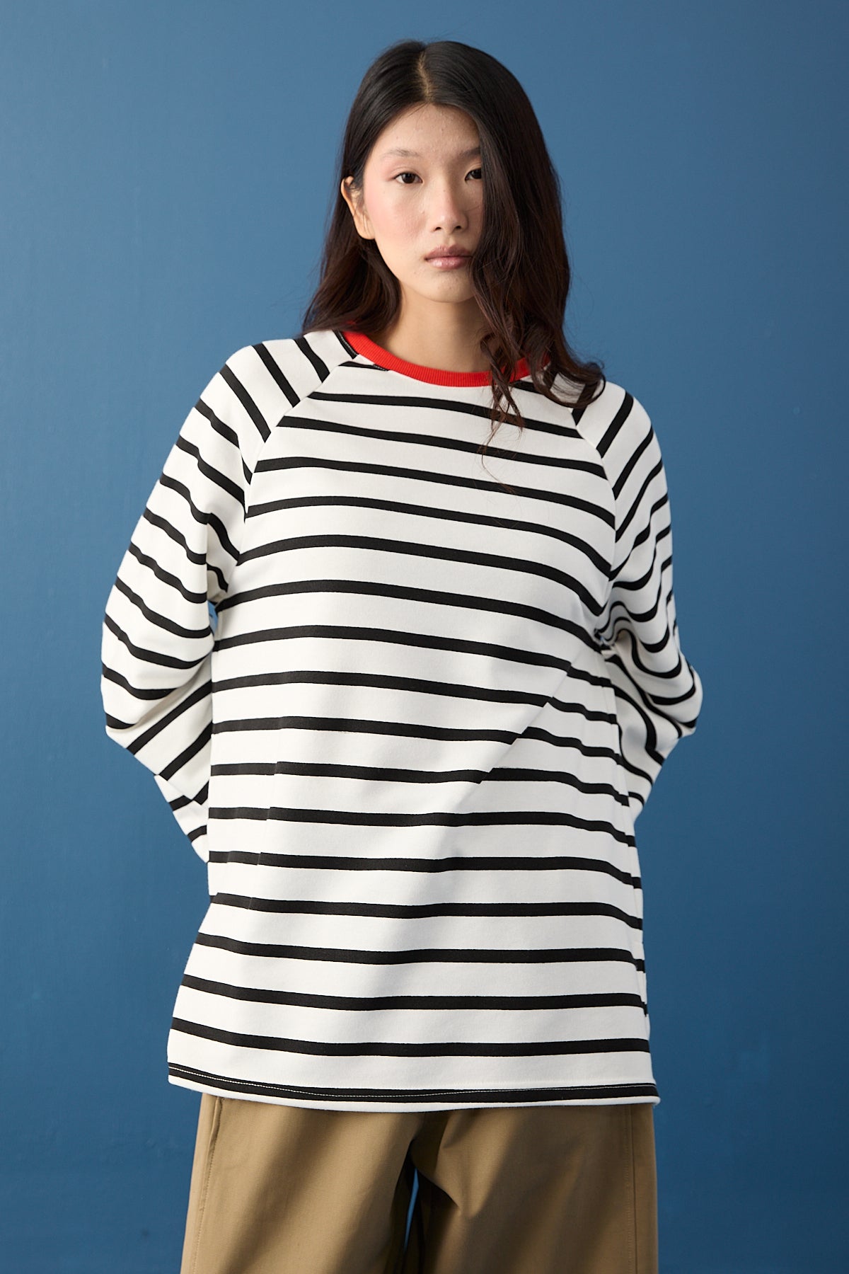 Reglan Kol Basic Çizgili Sweasthirt