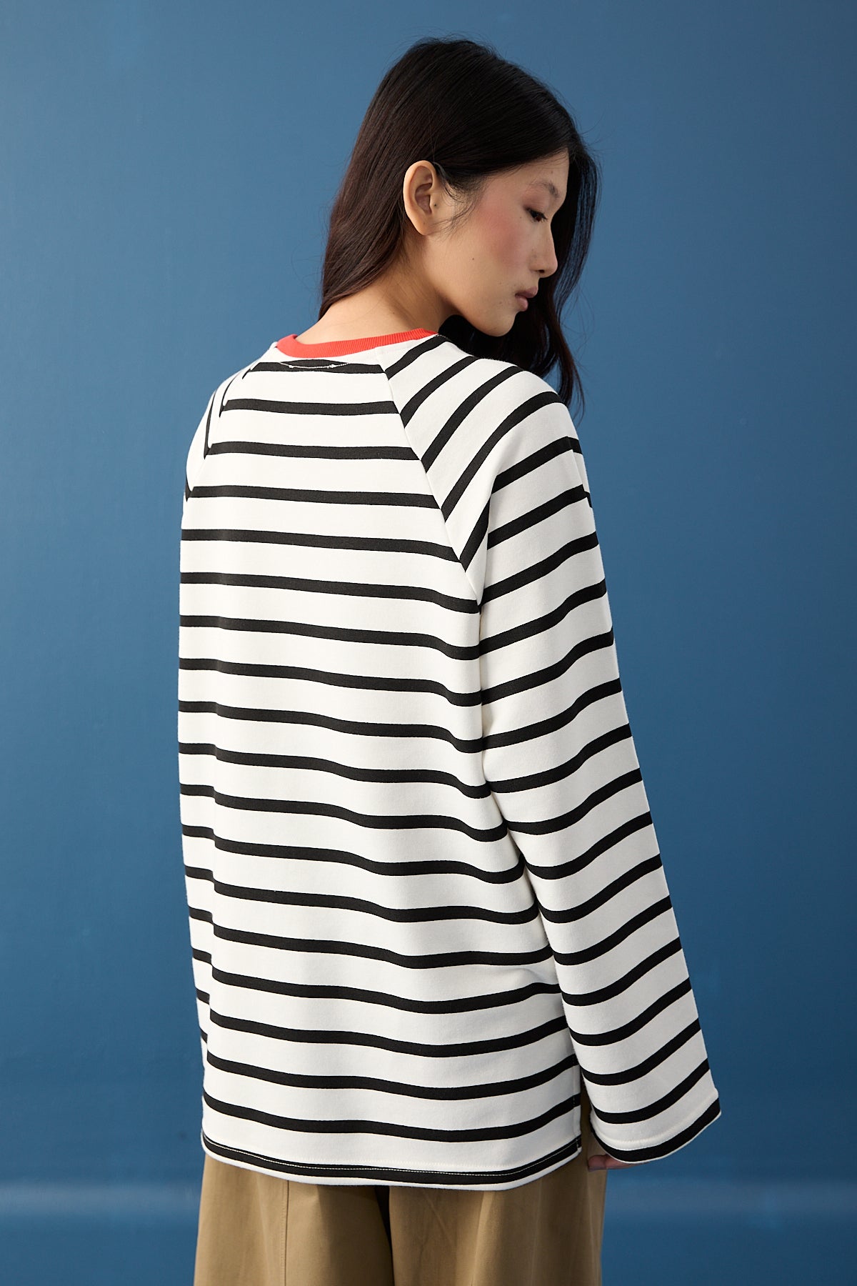 Reglan Kol Basic Çizgili Sweasthirt