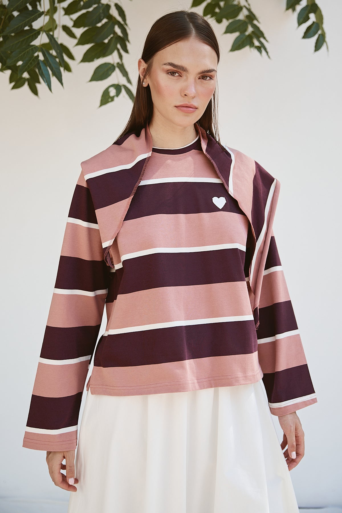 Şal Detaylı Sweatshirt