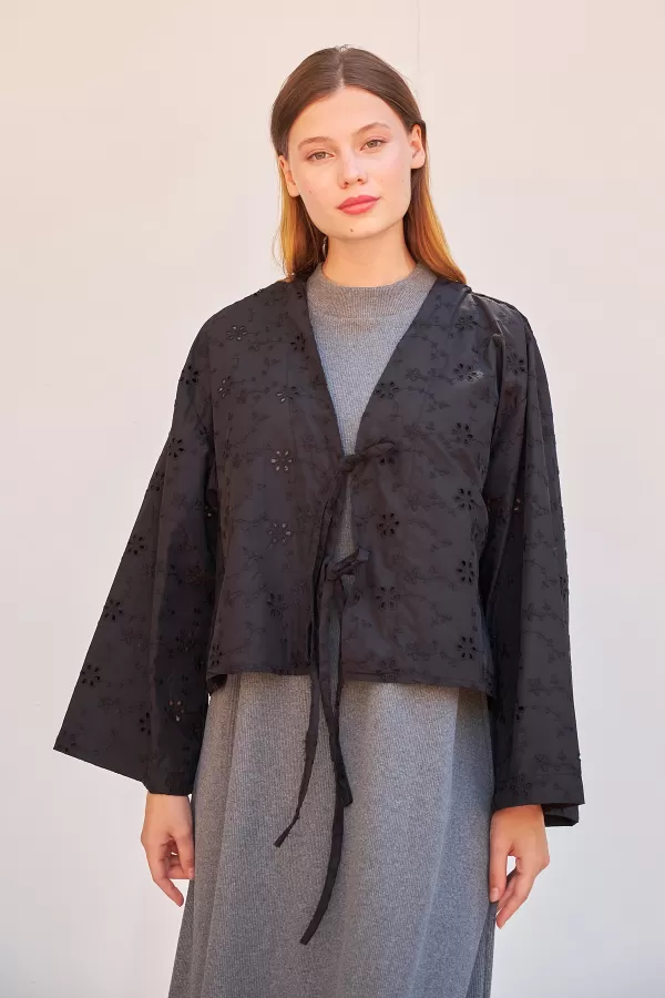 Brode Kimono