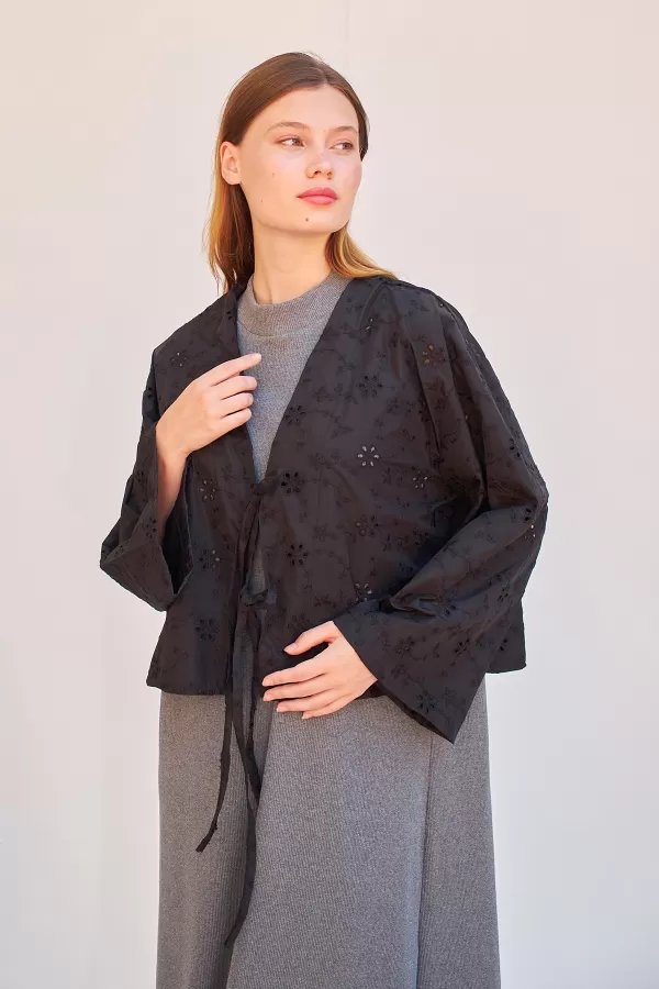 Brode Kimono
